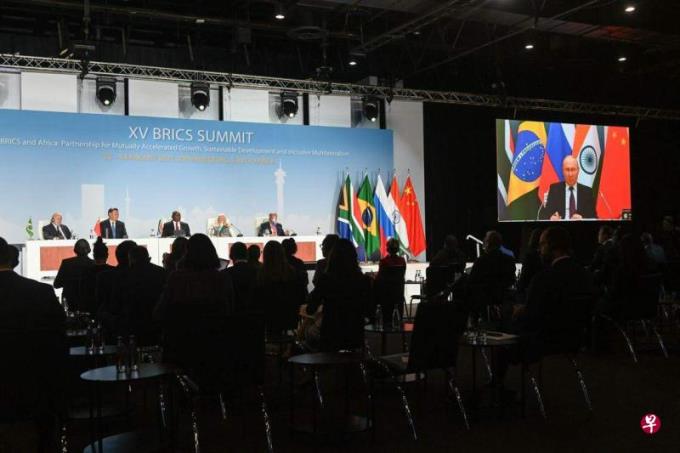 社论:金砖扩容反映世界多极化