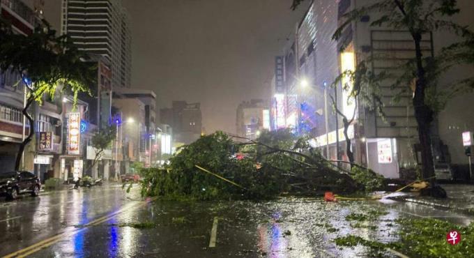 ̨�硰������Ӱ����������ͷ����������ͣ�� �����г�ͣ��