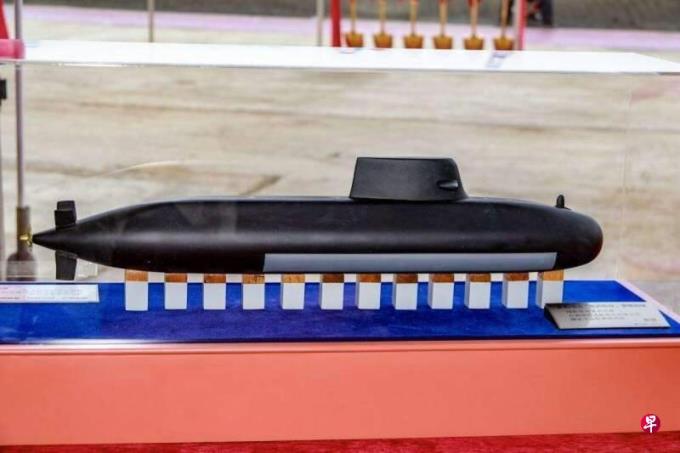 台湾首艘自制潜舰28日下水 预计明年4月出海