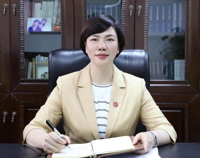 ������������ʦ����ѧ��ί���