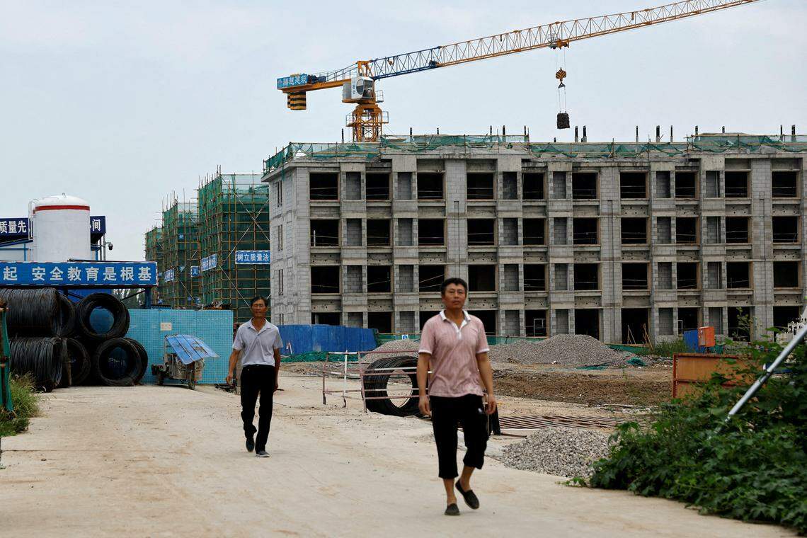 目前碧桂园已经完成今年保交楼目标的一半多。图为碧桂园天津一处在建楼盘。(路透社)