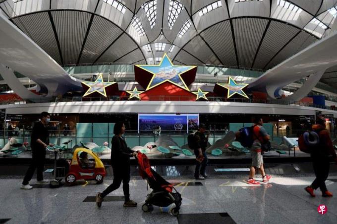 中国11月1日起取消出入境健康申报要求