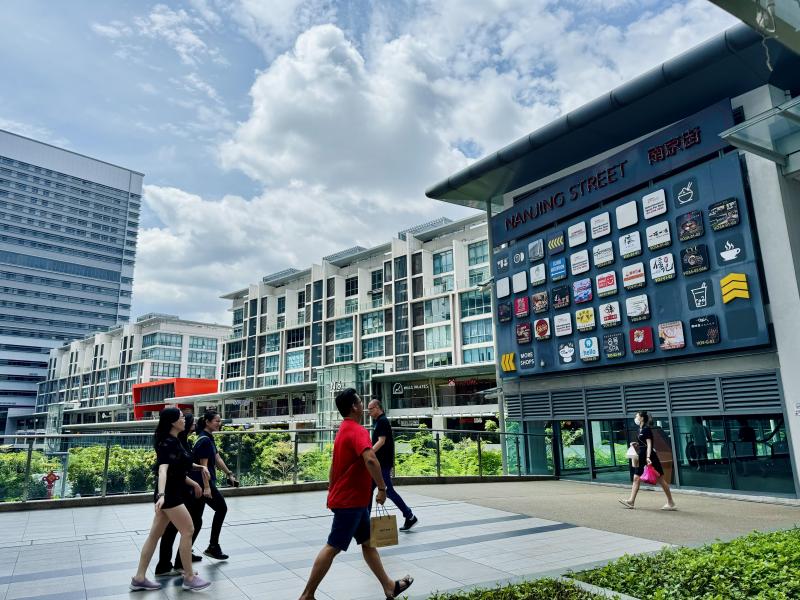 许多中国留学生和上班族住在吉隆坡双威伟乐广场的公寓,在马来西亚的中国人称这里为“中国城”。(萧郡瑜摄)