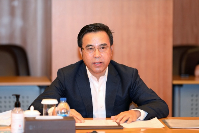 刘连舸被公诉,利用担任中国进出口银行行长、中国银行行长等职务便利,非法收受他人财物,数额特别巨大
