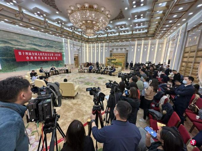 台湾人大代表:台湾人不认同自己是中国人是一个悲剧