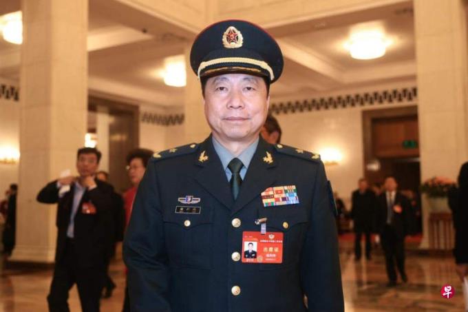 杨利伟:或有一到两名港人选拔进中国航天员队伍