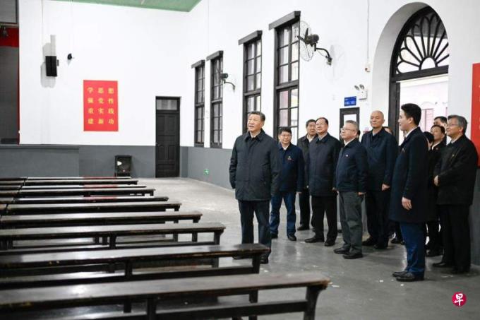 习近平长沙考察调研 到访湖南一师等地