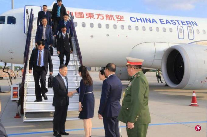 缅甸军政府二号人物梭温正式访问中国