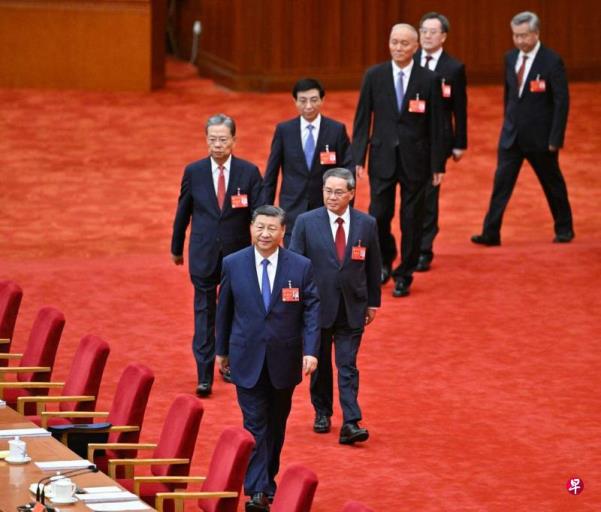 中共三中全会部署深化改革 学者:公报无意料之外表述是好事