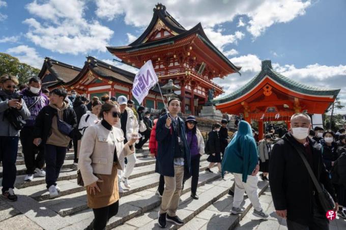 日本对华签证松绑 10年签证迎中国富豪刺激经济
