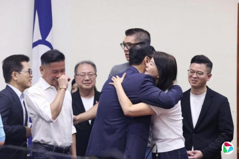 徐致远:大罢免大失败催化蓝白合