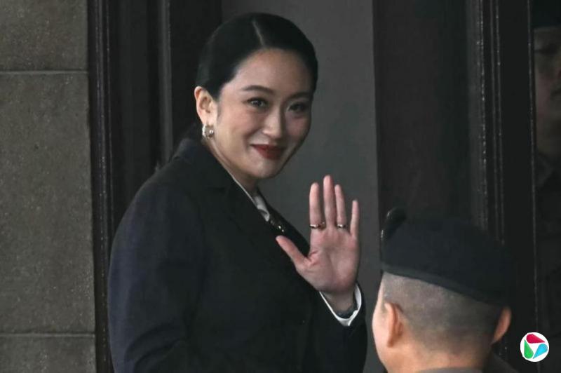 泰国宪法法院裁定 罢免佩通坦首相职务