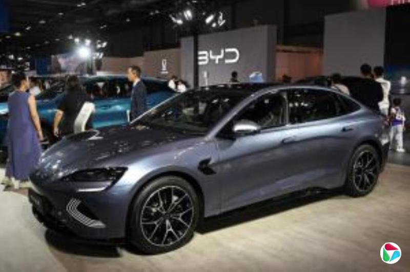 ۲һ ˹ڻµModel 3ۼ