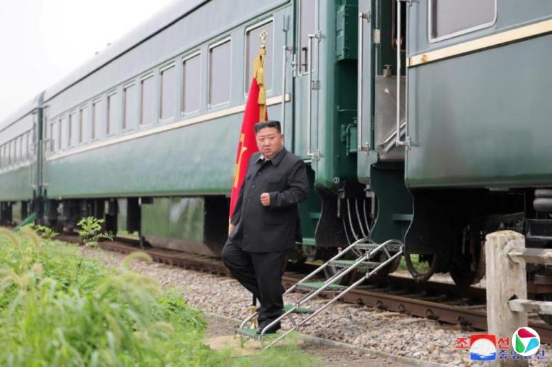 韩总统室:密切关注金正恩访华动向