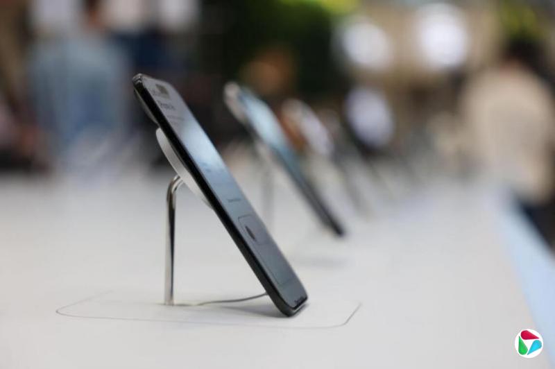 苹果开发类似ChatGPT应用 用于Siri改版