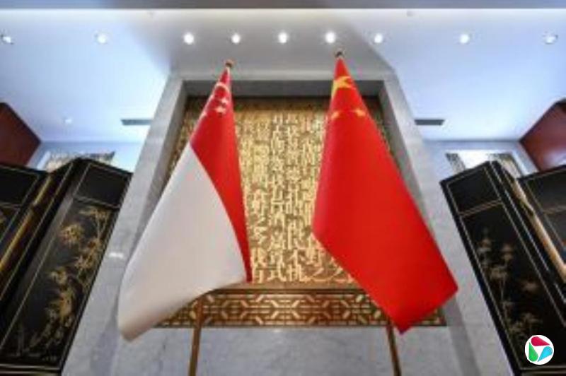 习近平向尚达曼致贺电 庆贺新中建交35周年