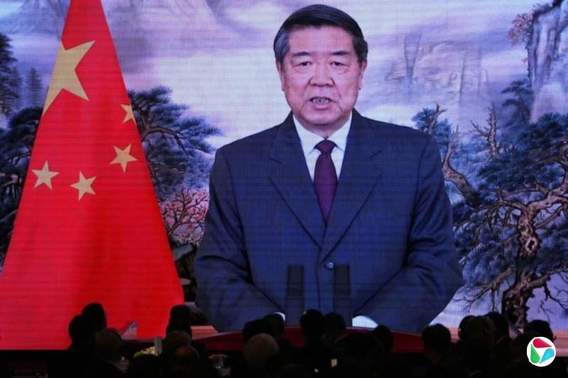 何立峰吁各经济体对话协商妥善管控分歧