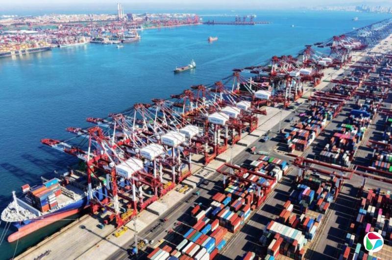 中国10月出口意外下降1.1% 远低于预期