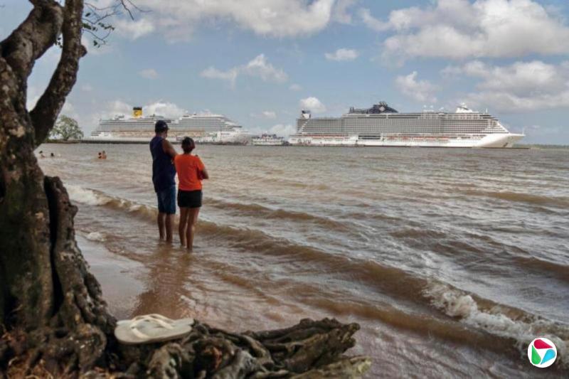 严孟达:乌云蔽日谁当擎天柱