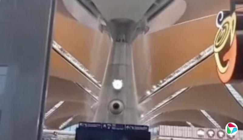 暴雨致吉隆坡机场天花板漏水 机场控股将对承包商追责