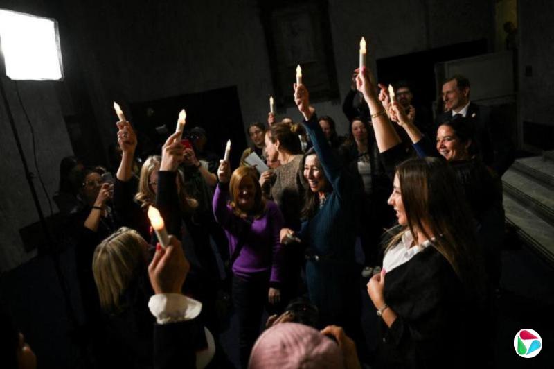 美众参两院通过法案 指示司法部公开爱泼斯坦档案