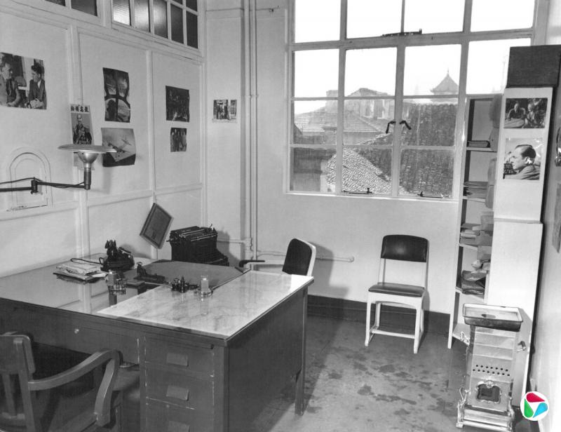 1947年,《纽约时报》上海分社的一个房间。