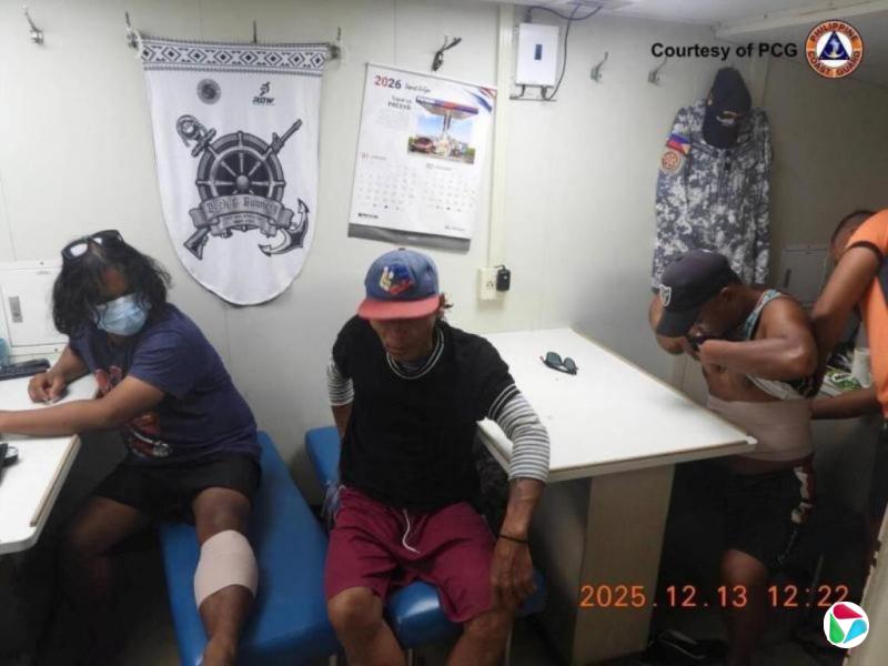 中菲仙宾礁再起冲突 北京驱离菲船被指致渔民受伤