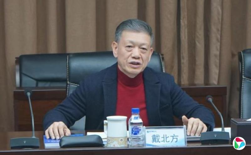 �򻢣�����������