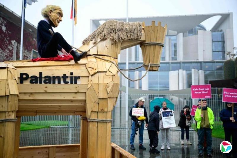 马海云:从“文明西方”到“白人西方”——特朗普主义的雅利安化转向与美国的重塑