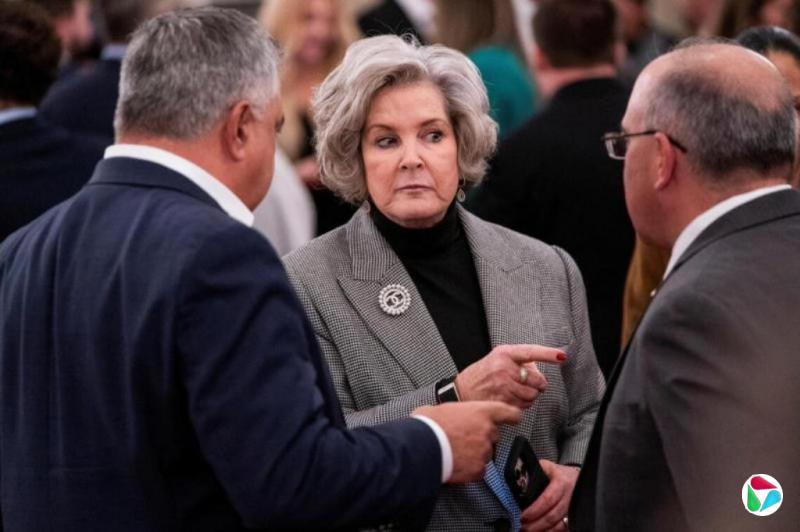 �׹�Ļ�ų��ܷó��������С�������Ը�