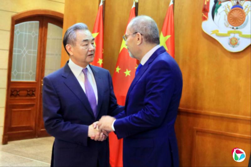 王毅:中东长期动荡因外部势力大搞地缘争夺