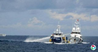 ��ΰ�У����ɽ�ɽ��Լ������������ս������������