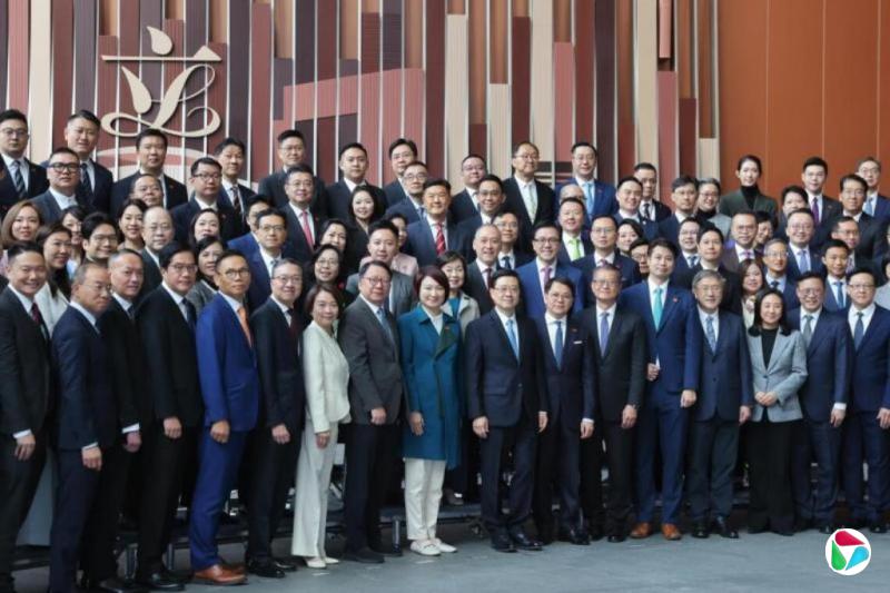 李家超:议员议政不仅关心个别需要 也应有国际观