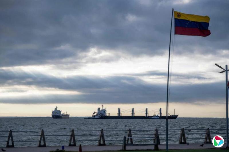 �����գ�ί������ʯ������ֻ����������