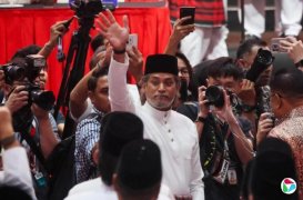 �����ߵ����������� �ع���ͳǰ���ܹ�ע