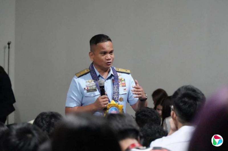 �ƺ������������ĺ�ϰ��ƽ��ͨ����?�й���ʹ�����⽻����