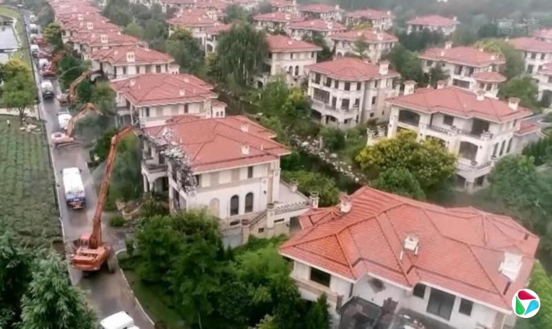 ϰ��ƽ����������Υ�������������