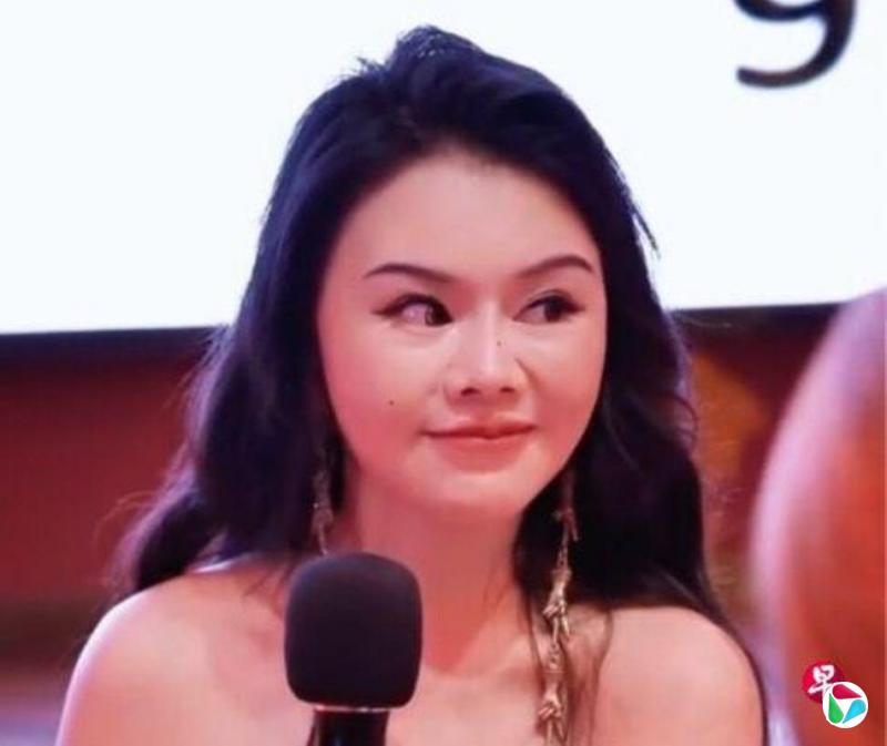 ��ڼ�й������̽�ĸ����ѵ����Ů�� ���������˺ű���