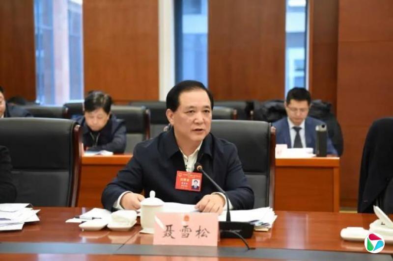 �������˴�ί��������ѩ�ɽ���������