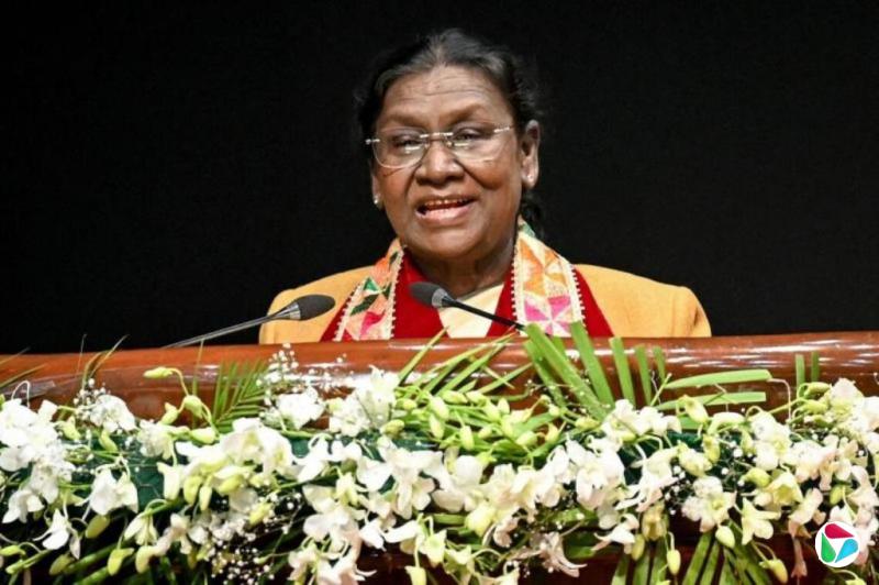 习近平向印度总统致贺电:实现龙象共舞是两国正确选择