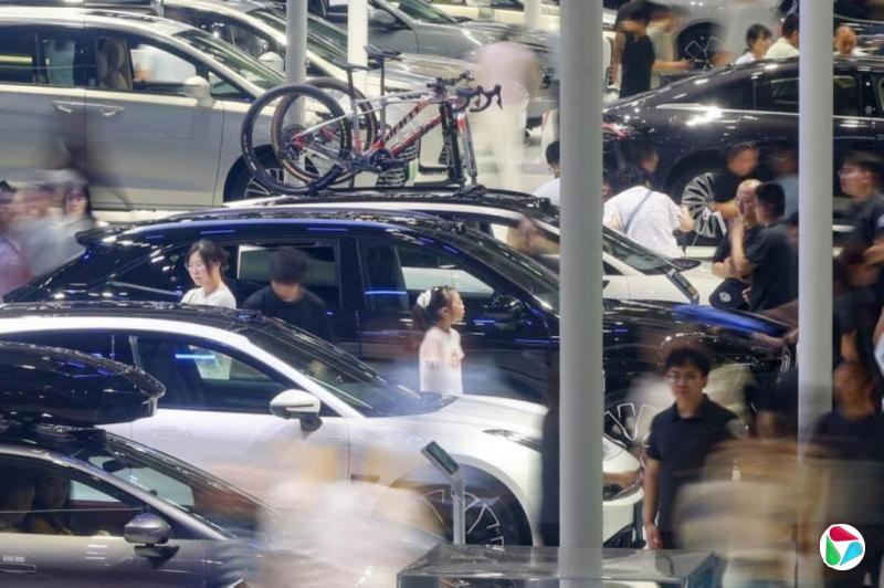 中国去年进口48万辆车 同比大降32%