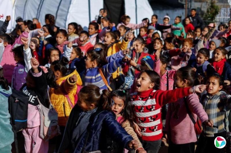 加沙冲突爆发两年多 学习用品终送抵助教育