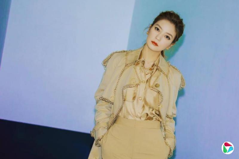 空降直播间十分钟即被封 赵薇“借网重生”受阻