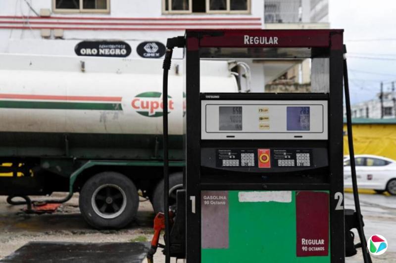 特朗普将对向古巴供油国家商品征关税