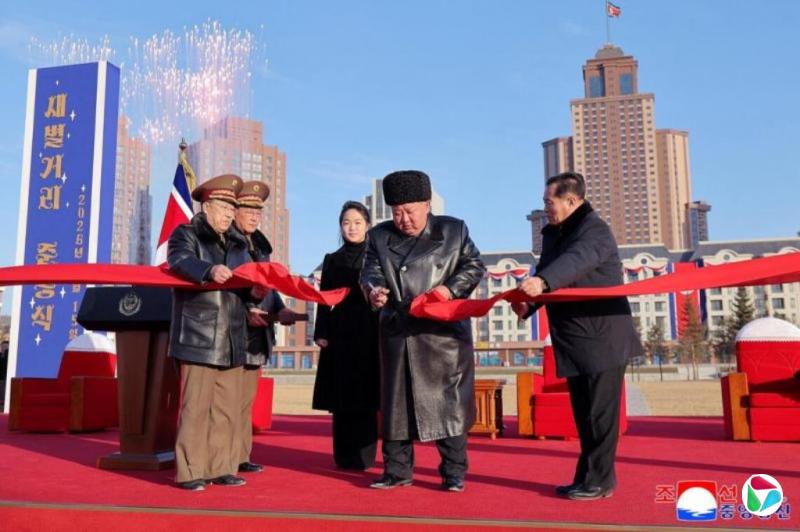 ����������Ϊ����ս��ѳְ���������˽�סլ