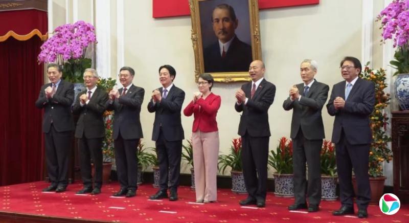 �������������Ժ��ͳ��ͳ�������� ��ͳ����������Ȼǰ��