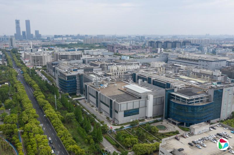 �Ϻ���о���ʼ��ɵ�·�������޹�˾԰�����й�������Ͷ����1500����Ԫ���������ƶ����ڼ��оƬ�������з���