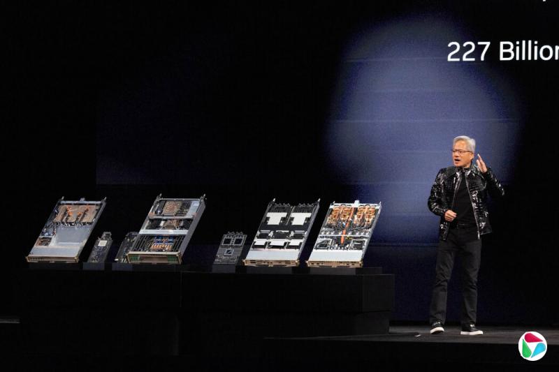 Ӣΰ����ϯִ�йٻ���ѫ������1�¡���ǰһ���£�����ͳ�����ձ�ʾ������Ӣΰ�����й���˾���۲����Ƚ�оƬ��