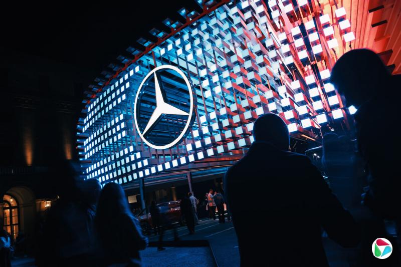 9�£��¹�Ľ��ڳ�չ�ϵ�÷����˹-����չ̨��