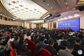 <b>���׶�ѧ���˿�����ʽ��� �й����ص㽨���ո߲��������ʱ���</b>